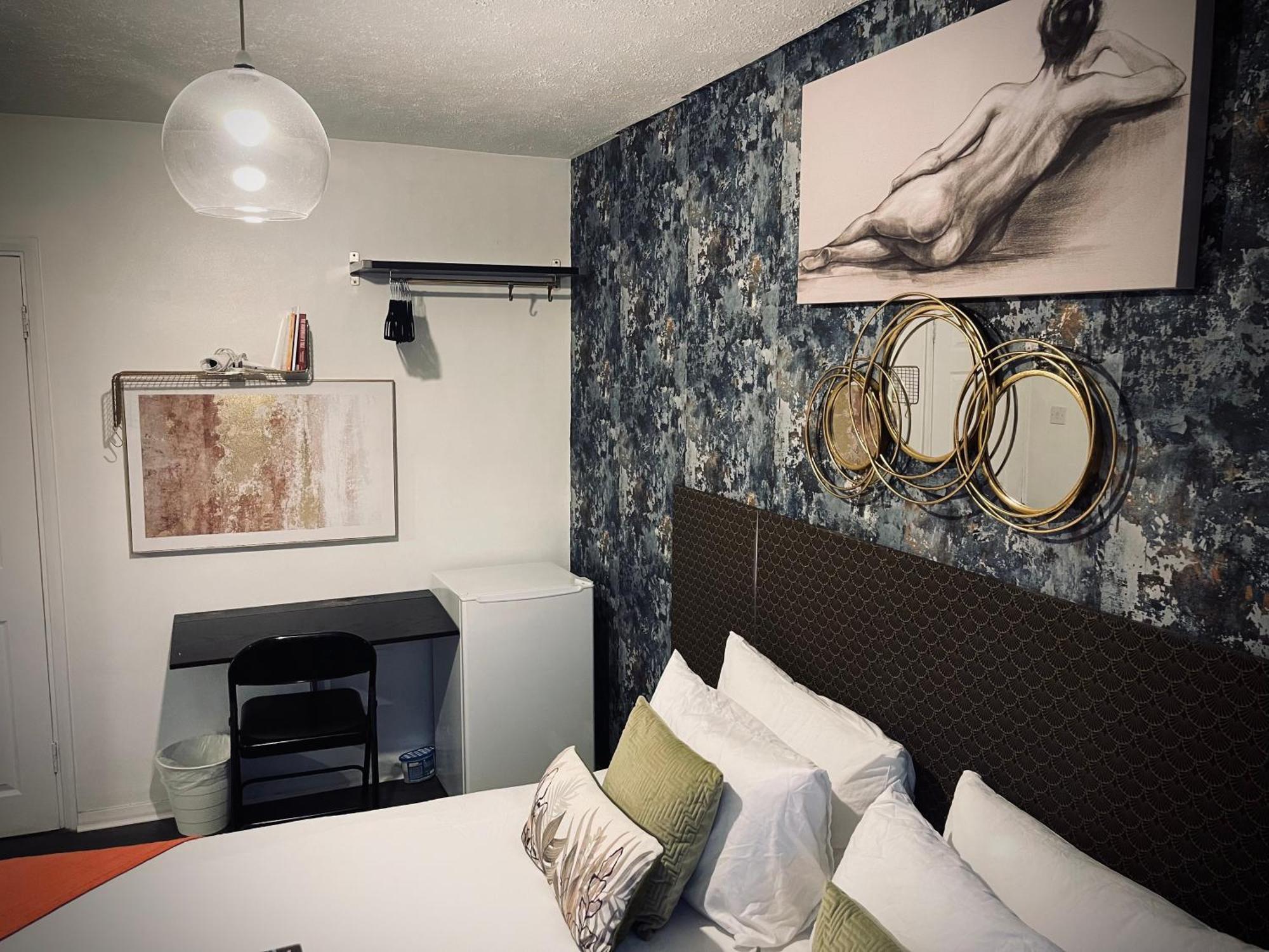 Apartament R1 Superking Sized Bed & 65" Tv On The Wall In Clapham Londyn Zewnętrze zdjęcie